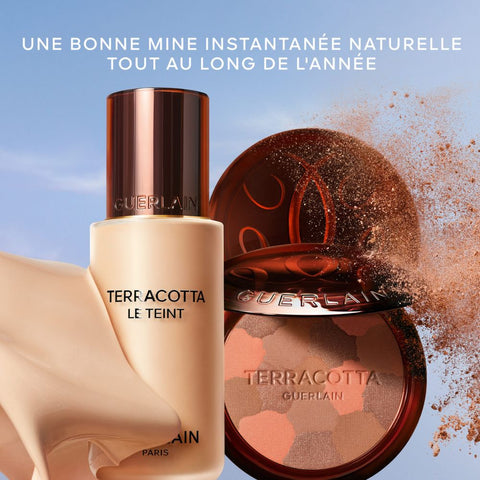 Guerlain - Terracotta Light - Natürliches Puder für einen gesunden Glanz. 96 % Inhaltsstoffe natürlichen Ursprungs.