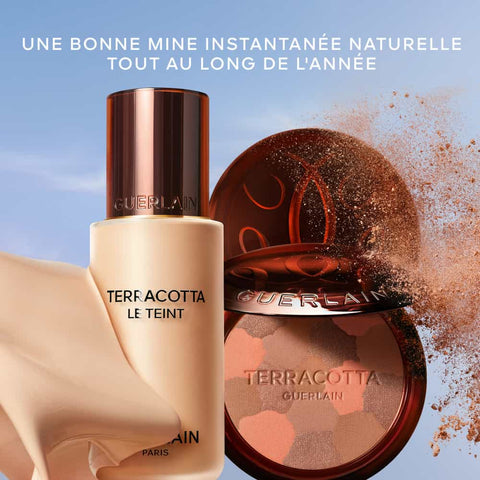 Guerlain - Terracotta Light - Natürliches Puder für einen gesunden Glanz. 96 % Inhaltsstoffe natürlichen Ursprungs.